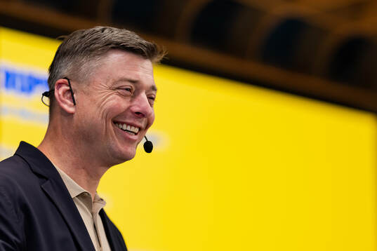 Bla gjennom flere bilder av Football, Sweden, Press conference