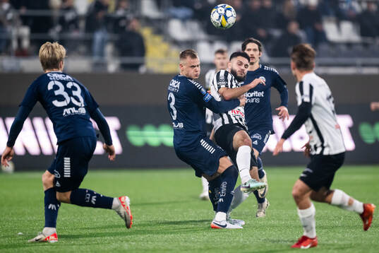 Utsiktens Jesper Brandt och Landskronas Edi Sylisufaj