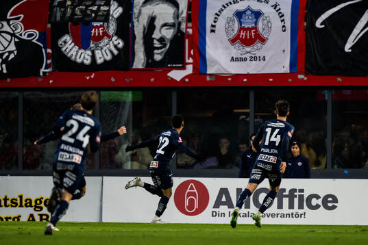 Örgrytes Tobias Sana jublar efter 1-2