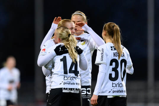 Häckens Matilda Nildén jublar efter 1-5