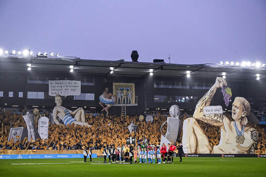 Malmö FFs supportrar med ett tifo