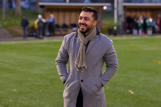 Malmö FFs assisterande sportchef Maxim Khalil jublar