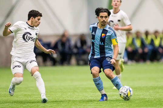 Vikings Dennis Gjose Monsvik och Djurgårdens Mian Lalic