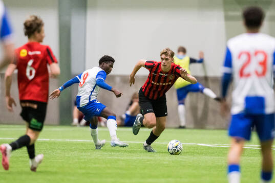 Odenses Delphen Bitute och Brommapojkarnas Viggo Elfström