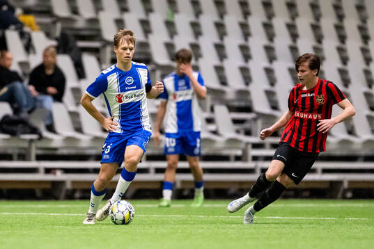 Odenses Lucas Bryde och Brommapojkarnas Alexander Andersson