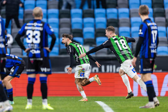 GAIS Edvin Becirovic jublar efter att han gjort 2-1