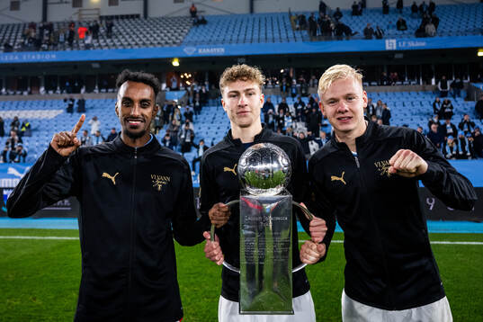 Malmö FFs Taha Ali, Martin Olsson och målvakt Johan