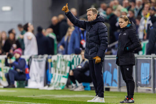 head coach Martin Sjögren of Hammarby