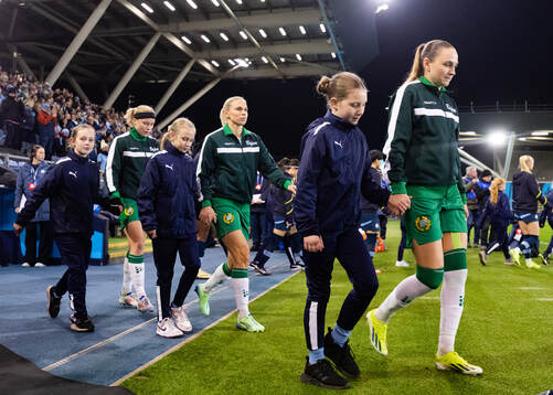 Julie Blakstad, Jonna Andersson and Vilde Hasund of Hammarby