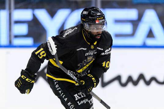 AIKs Daniel Muzito Bagenda jublar