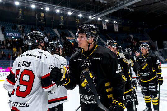 AIKs Tom Hedberg jublar