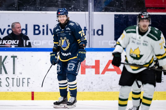 Södertäljes Nicolai Meyer jublar