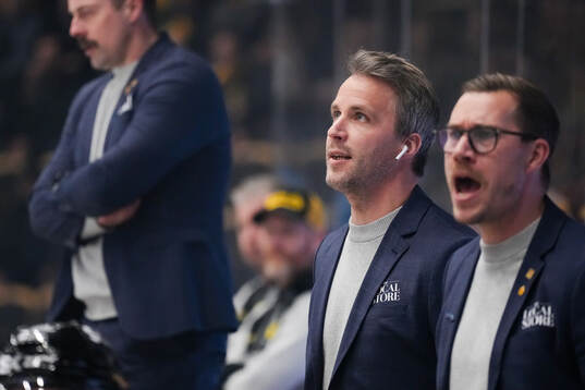 Skellefteås assisterande tränare Pontus Petterström