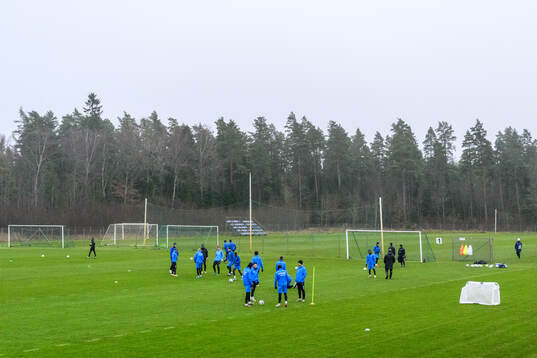 Spelarna värmer upp