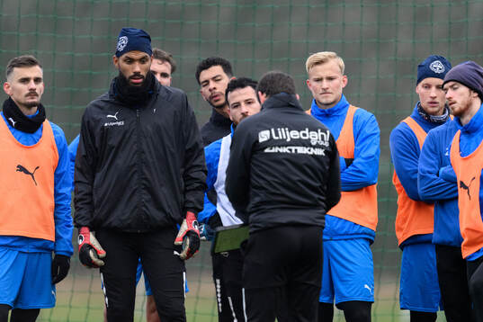 målvakt Jonathan Ursin Rasheed och Johan Rapp