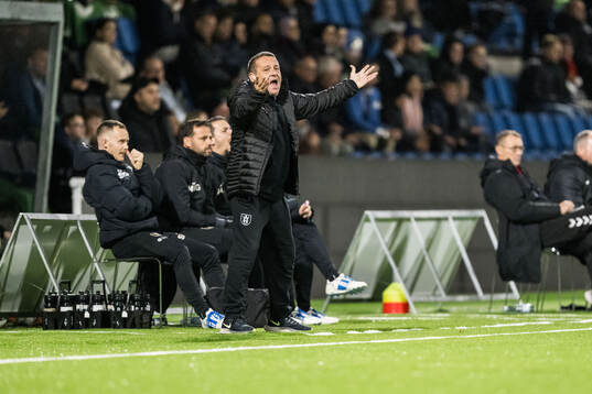 Head coach Pep Alomar of FC Helsingør reacts