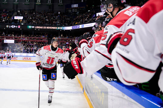 Örebros Noah Steen jublar