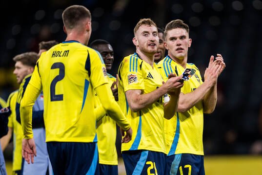 Emil Holm, Dejan Kulusevski and Viktor Gyökeres of Sweden