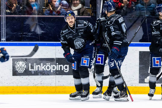 Linköpings Ty Rattie jublar