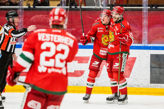 Moras Johan Persson jublar