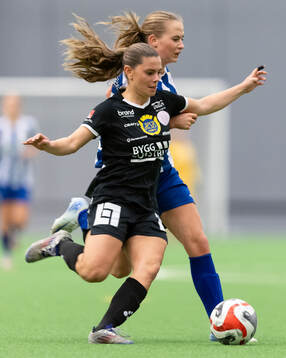 Uppsalas Lova Tomic och IFK Göteborgs Filippa Lindstedt