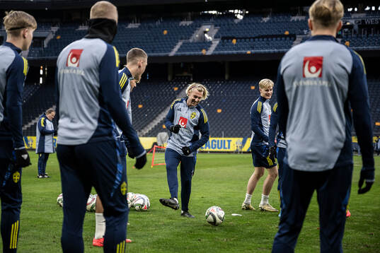 Emil Forsberg of the Swedish men's national football team at a training session