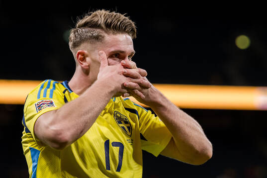 Viktor Gyökeres of Sweden celebrates after 5-0