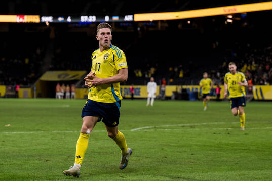 Viktor Gyökeres of Sweden celebrates the 5-0 goal