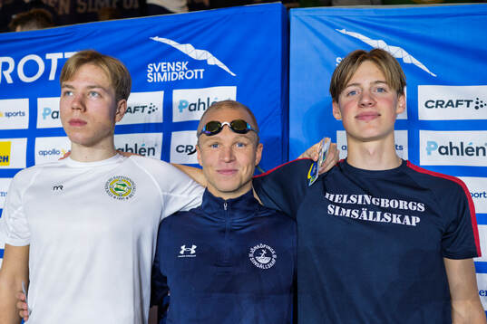 Jönköpings Simsällskap Victor Johansson, Stockholms Kappsimnings klubb Jonatan Eriksson och Helsingborgs SimsällskapVictor Sandrup
