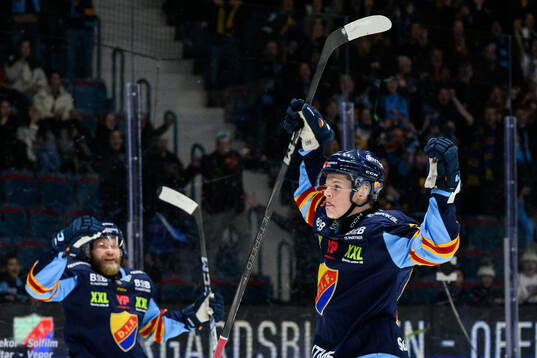 Djurgårdens Hampus Larsson jublar