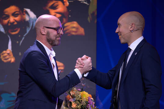 Patrik Lundgren, klubbchef Falkenbergs FF, och Simon Åström, ordförande i Svensk elitfotboll