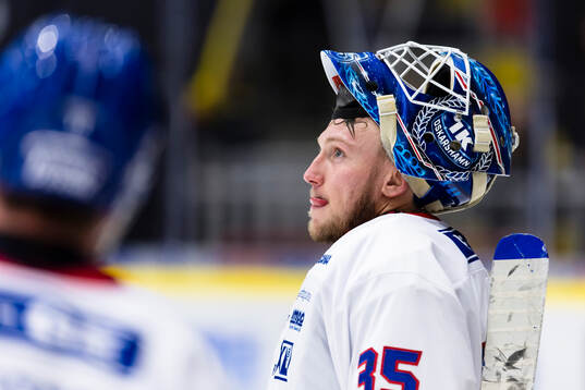 Oskarshamns målvakt Emil Kruse