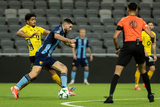 Elfsborgs Ahmed Qasem och Djurgårdens Besard Sabovic