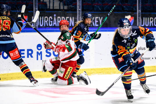 Modos Lauren Bellefontaine och Djurgårdens Alva Hellqvist