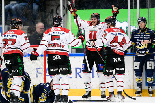 Örebros Christopher Mastomäki jublar