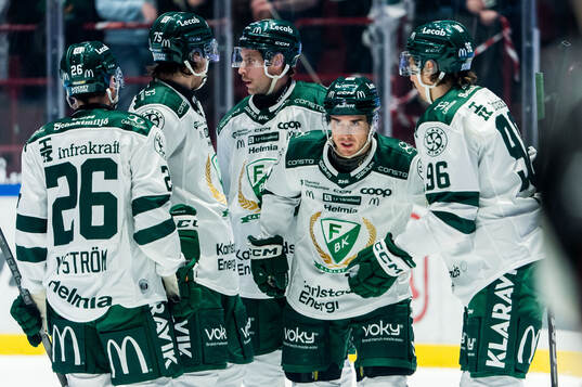 Färjestads Michael Lindqvist jublar