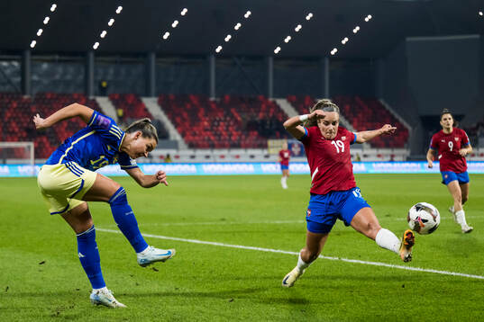 Johanna Rytting Kaneryd of Sweden and Tyla Jay Vlanjic of Serbia