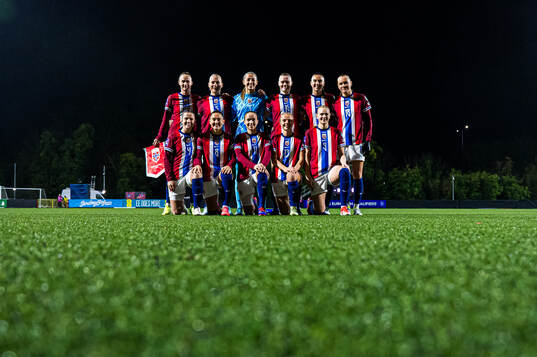 The starting eleven of Norway, from the top left; Caroline