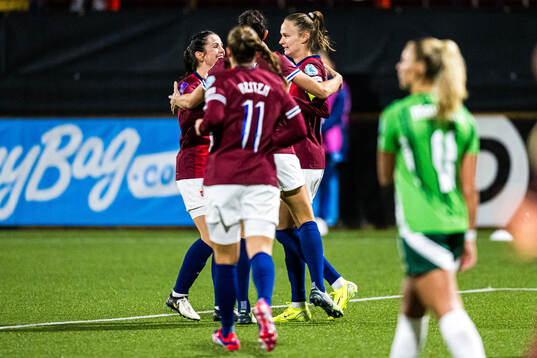 Caroline Graham Hansen of Norway celebrates