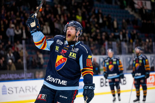 Djurgårdens Linus Klasen jublar