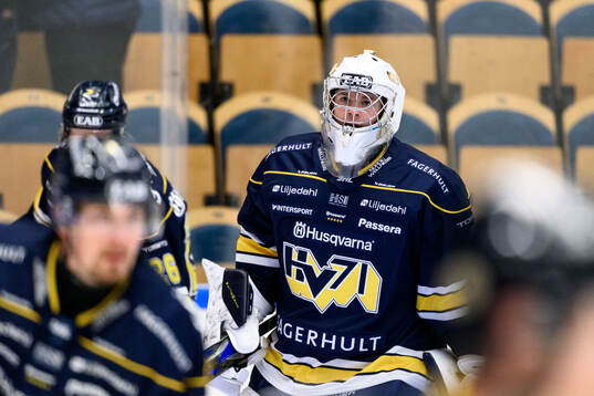 HV71s målvakt Filip Karlsson
