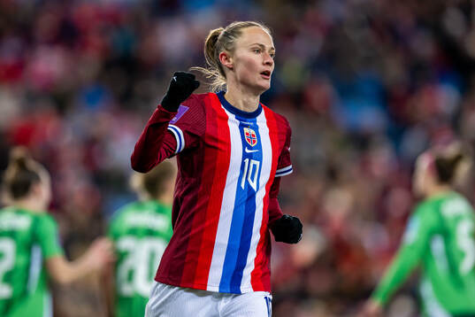 Caroline Graham Hansen of Norway celebrates