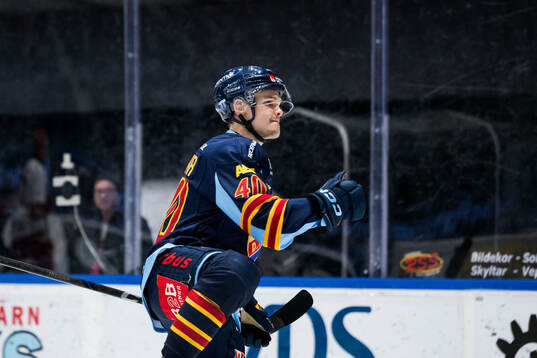 Djurgårdens Arvid Costmar jublar