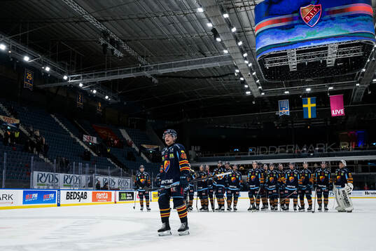 Djurgårdens Arvid Costmar jublar