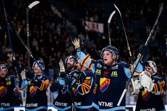 Djurgårdens Arvid Costmar jublar