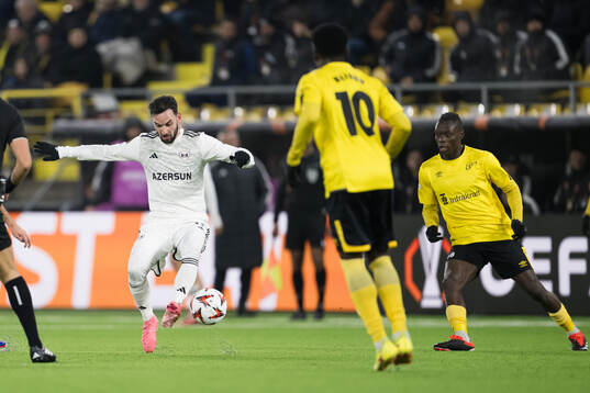 Marko Jankovic of Qarabag and Timothy Noor Ouma of Elfsborg