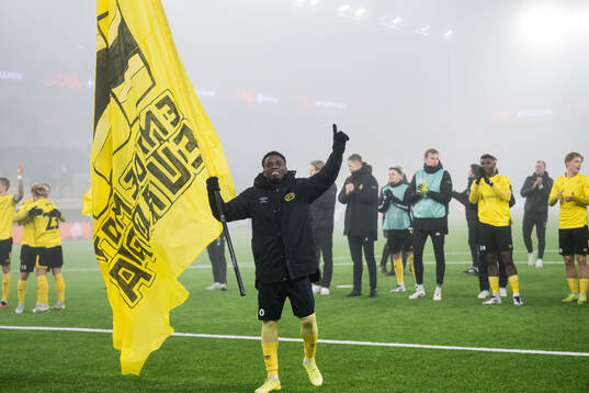 Michael Baidoo of Elfsborg celebrates