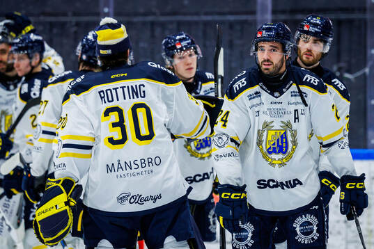 Södertäljes Jacob Dahlström jublar