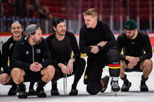 Brynäs Hugo Lejon, Simon Bertilsson, Miks Indrasis, Jakob