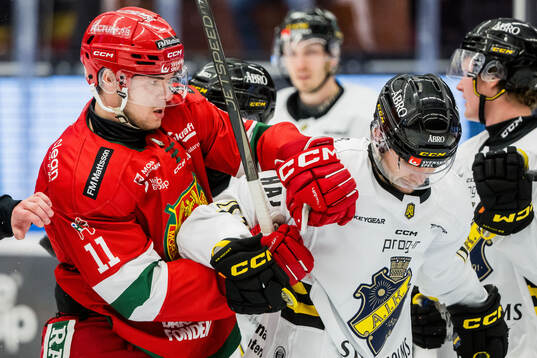 Moras Gustav Salmi-Lilja och AIKs Eric Norin